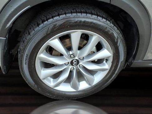 Certified 2022 INFINITI QX50 Essential FWD image 28