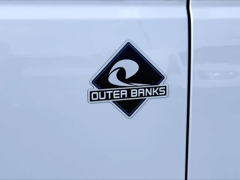 Used 2024 Ford Bronco Outer Banks image 26