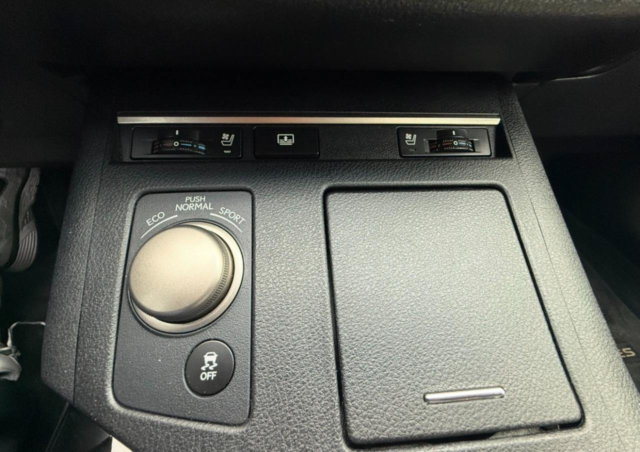 Used 2014 Lexus ES 350 w/ Luxury Package FWD image 24