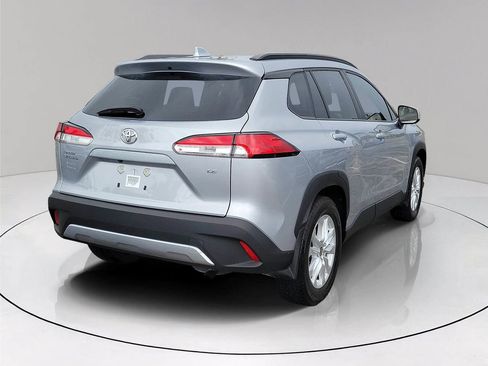 Used 2024 Toyota Corolla Cross LE FWD image 6