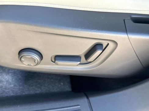 New 2026 Volvo XC40 B5 Ultra w/ Climate Package image 18