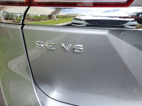 Used 2022 Volkswagen Atlas SE w/ Panoramic Sunroof Package image 5