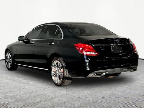 Used 2016 Mercedes-Benz C 300 4MATIC Sedan image 4