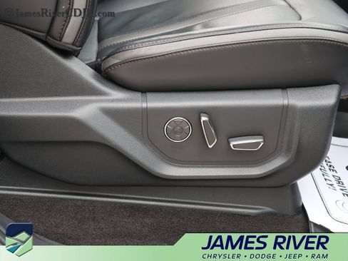 Used 2020 Ford F150 Platinum w/ Technology Package AWD/4WD image 10