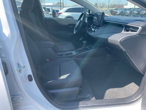 Used 2024 Toyota Corolla LE FWD image 13