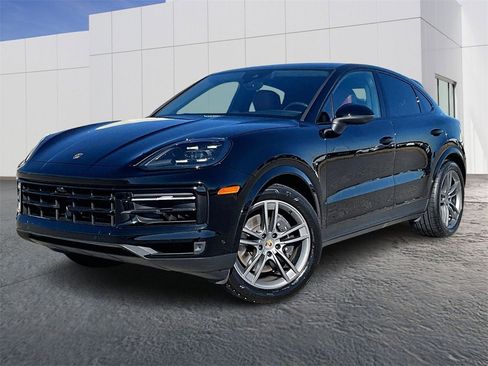 Used 2024 Porsche Cayenne Coupe image 1