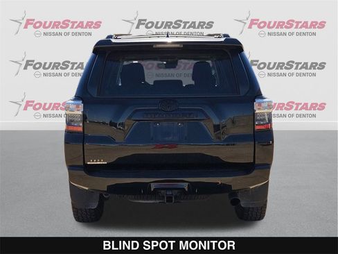 Used 2024 Toyota 4Runner SR5 Premium image 5