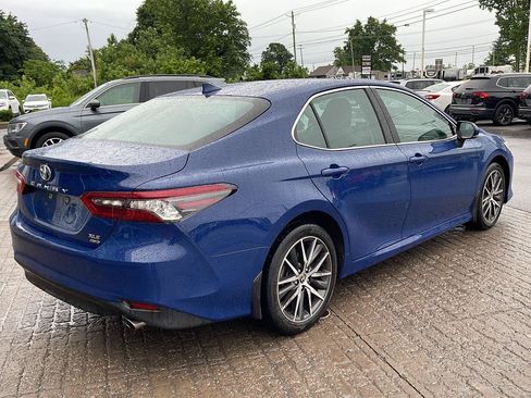 Used 2023 Toyota Camry XLE AWD/4WD image 6