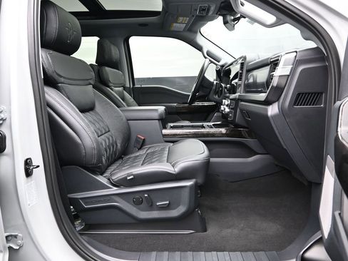 New 2026 Ford F250 Lariat w/ Lariat Ultimate Package image 13