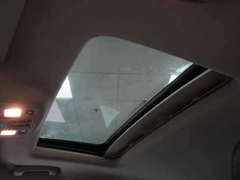 Used 2013 Chevrolet Malibu LTZ FWD image 4