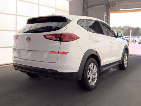 Used 2019 Hyundai Tucson SE FWD image 2
