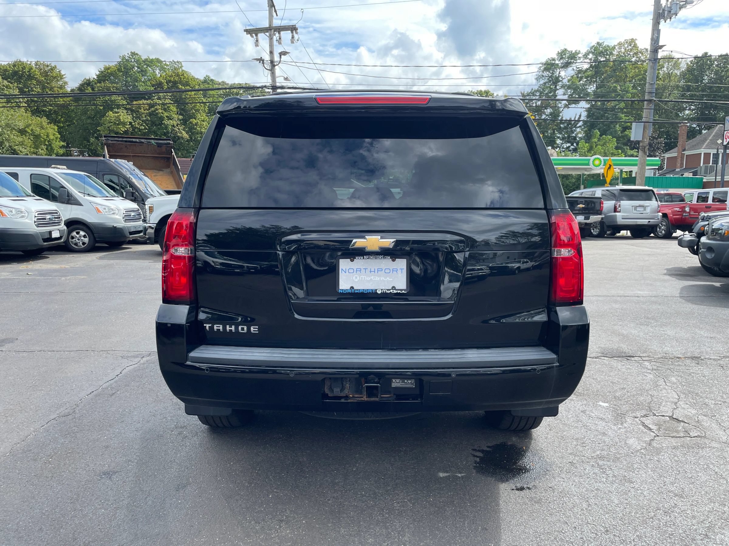 Used 2017 Chevrolet Tahoe LT AWD/4WD image 4
