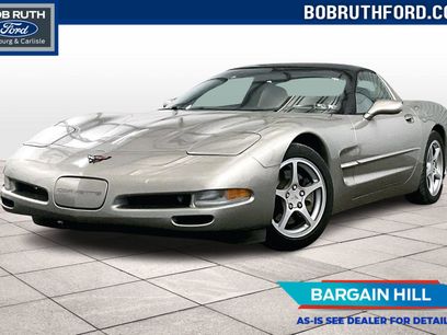 Used 2000 Chevrolet Corvette Coupe w/ Roof Pkg