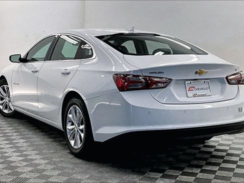 Used 2021 Chevrolet Malibu LT FWD image 10