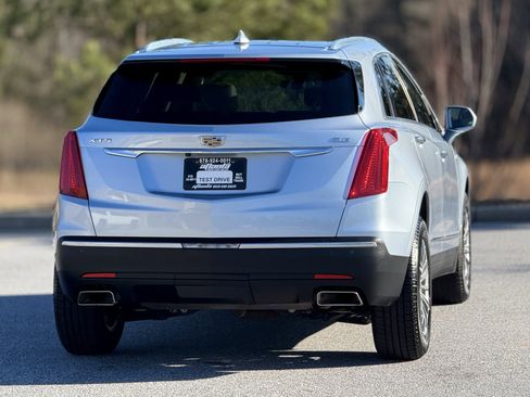 Used 2017 Cadillac XT5 Luxury w/ Driver Awareness Package image 6