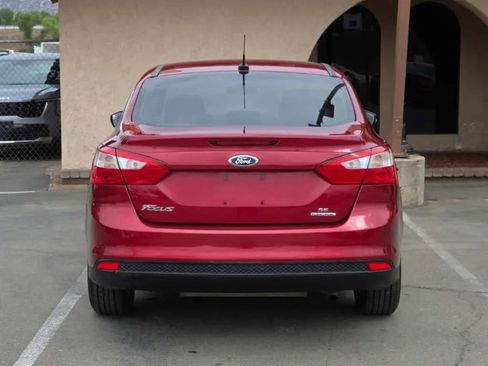 Used 2014 Ford Focus SE image 6