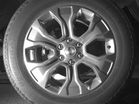 Used 2022 Ford F150 Platinum w/ Equipment Group 701A High AWD/4WD image 29