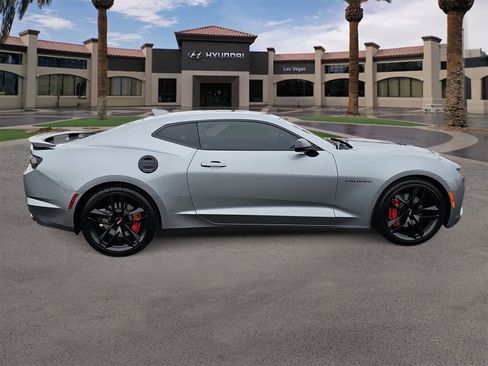 Used 2023 Chevrolet Camaro SS image 9