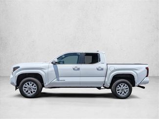 Used 2025 Toyota Tacoma SR5 RWD video 2