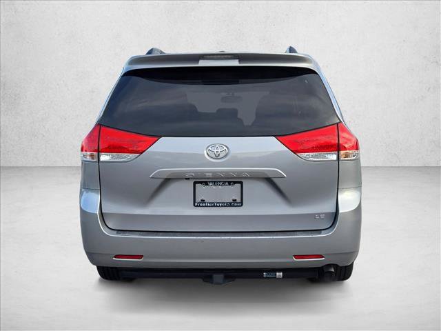 Used 2011 Toyota Sienna LE w/ Towing Pkg FWD image 6
