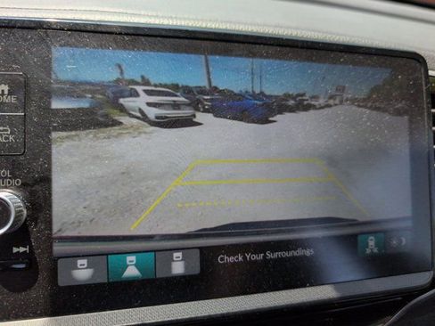 Used 2025 Honda Ridgeline RTL image 17