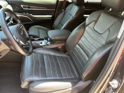 Used 2025 Kia Telluride SX Prestige AWD/4WD image 18
