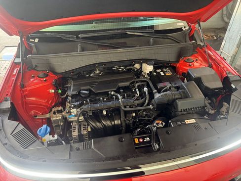 Used 2025 Hyundai Kona SEL image 32