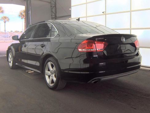 Used 2013 Volkswagen Passat 2.5 SE image 2