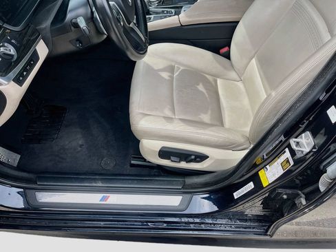 Used 2016 BMW 528i Sedan RWD image 19