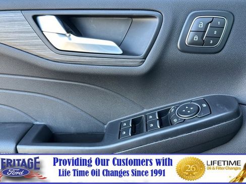 New 2025 Ford Escape SE w/ PHEV Premium Package image 11