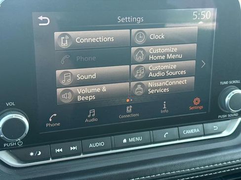 Certified 2023 Nissan Rogue SV image 22