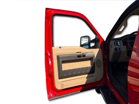 Used 2016 Ford F250 Lariat w/ Chrome Package image 20