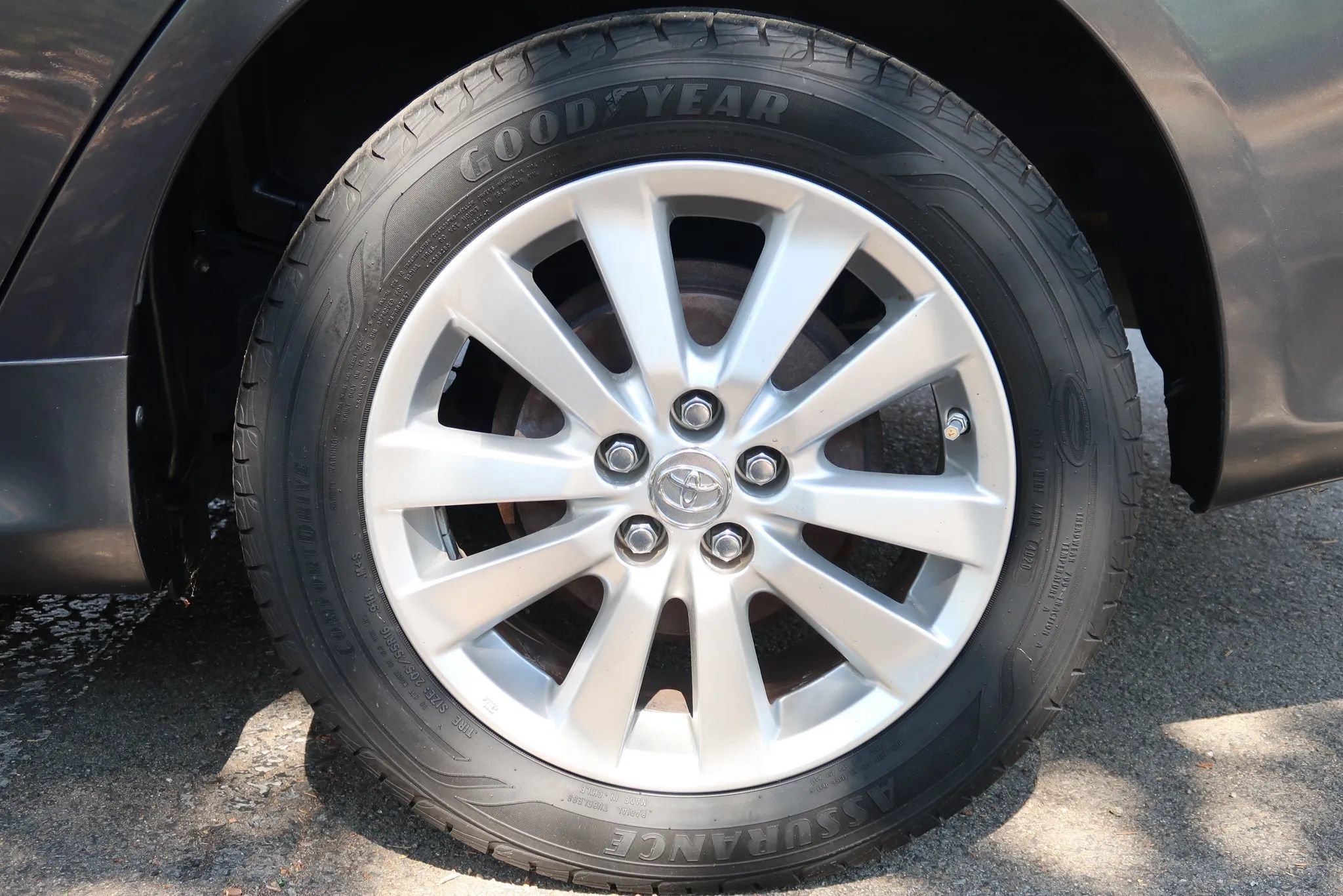 Used 2010 Toyota Corolla FWD image 11