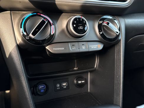 Used 2019 Hyundai Kona SEL image 21