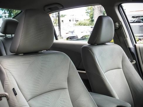 Used 2017 Honda Accord LX image 24