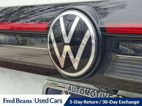 Certified 2025 Volkswagen Taos S image 32