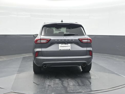 Certified 2023 Ford Escape ST-Line w/ Tech Pack #1 FWD image 17