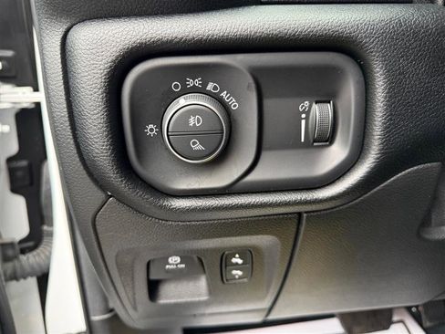 Used 2022 RAM 1500 Big Horn RWD image 30