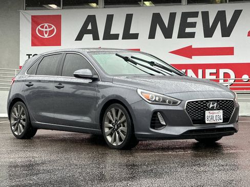 Used 2018 Hyundai Elantra GT Sport w/ Sport Tech Package 04 image 8
