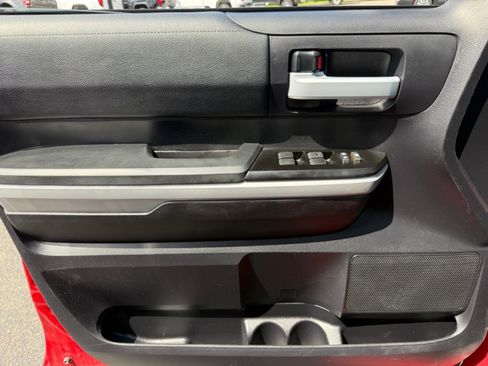 Used 2021 Toyota Tundra SR5 AWD/4WD image 35