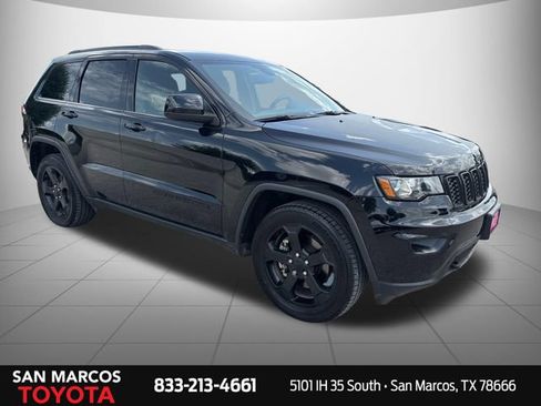 Used 2021 Jeep Grand Cherokee Freedom Edition RWD image 7