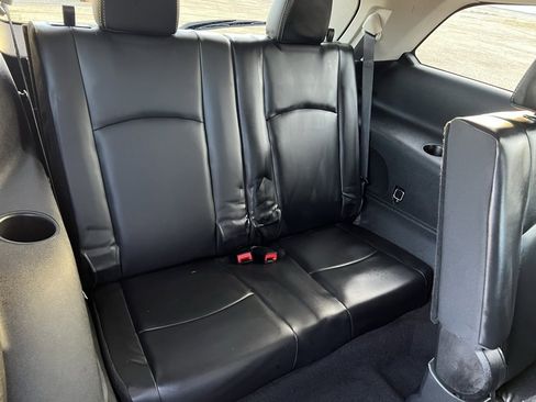 Used 2015 Dodge Journey Crossroad w/ Flexible Seating Group image 19