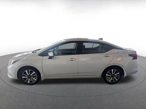 Used 2025 Nissan Versa SV w/ Trunk Package FWD image 11