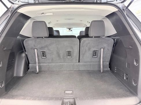 Used 2019 Chevrolet Traverse LS FWD image 29