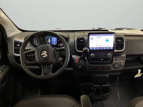 Used 2025 RAM ProMaster 1500 w/ Quick Order Package 22G SLT FWD image 10