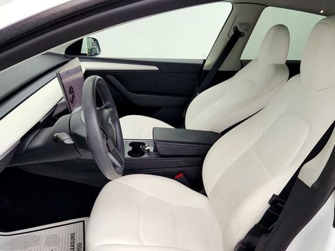 Used 2023 Tesla Model Y AWD image 24