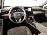Used 2019 Toyota Avalon Limited image 2