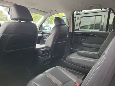 Used 2023 Honda Pilot EX-L image 13