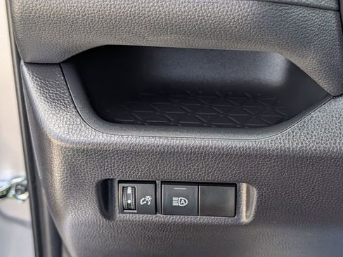 Certified 2025 Toyota RAV4 LE image 21