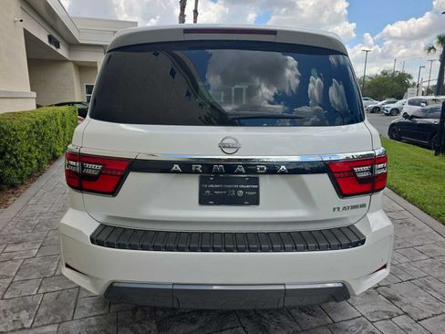 Used 2021 Nissan Armada Platinum w/ Captain's Chairs Package RWD image 5